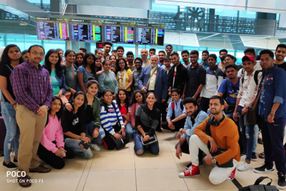 PGDMs Global Immersion Programme to Singapore | Dr. V. N. Bedekar Institute