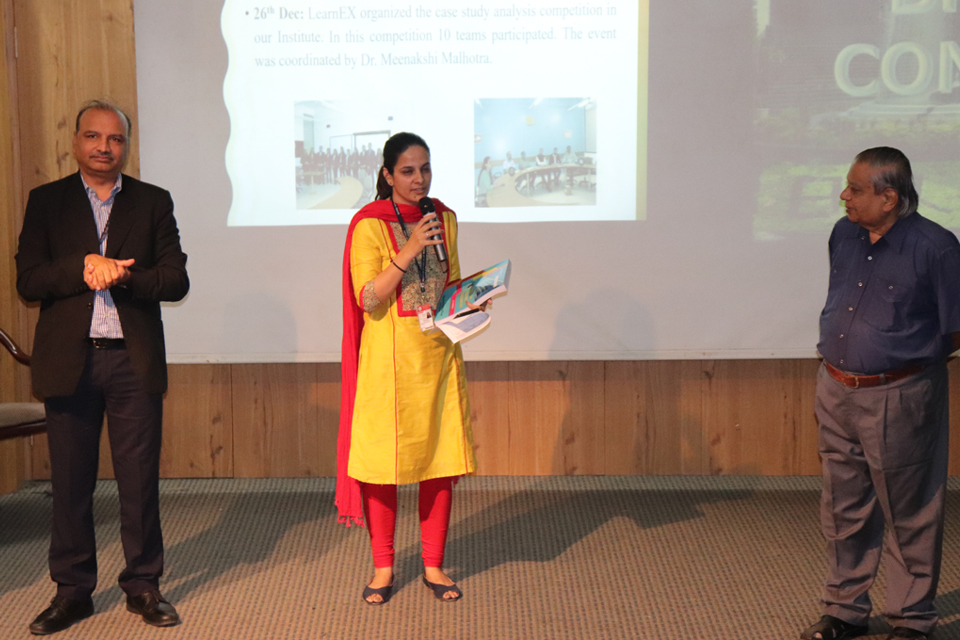 Dr. Meenakshi Malhotra was appreciated for organizing LearnEX competition